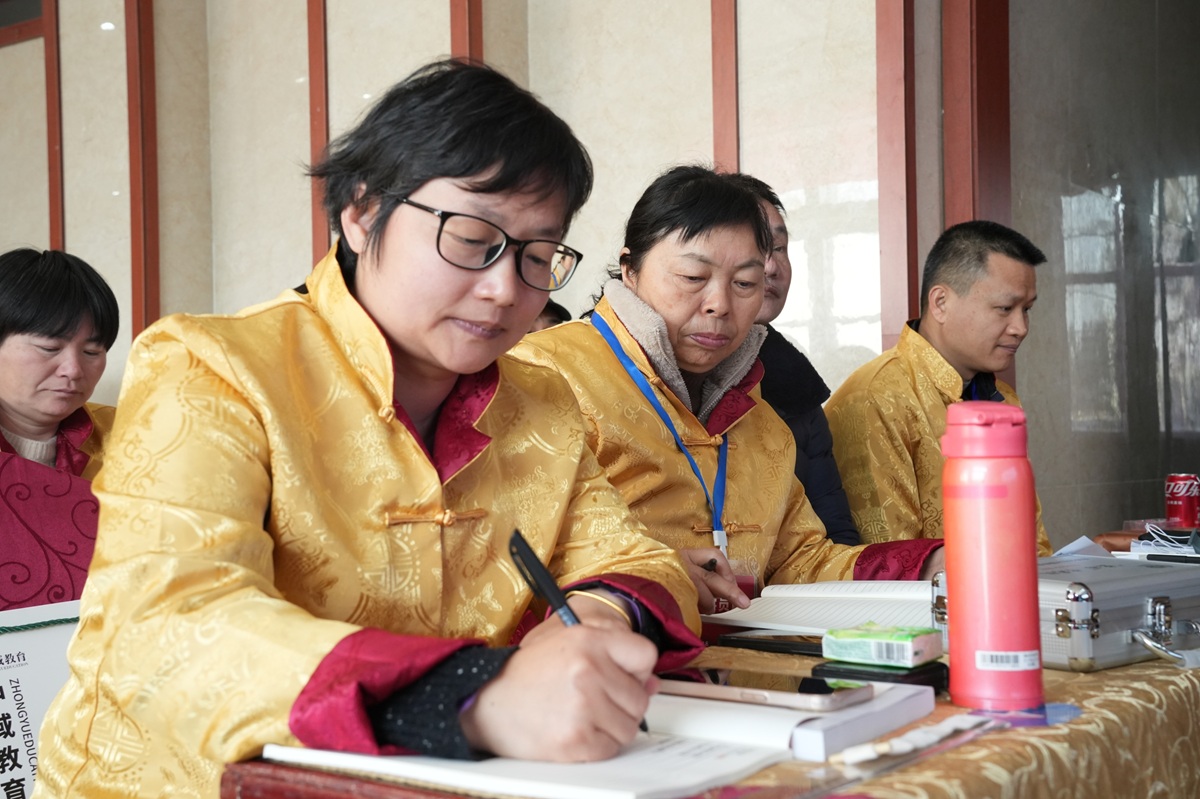 太乙灵羲术的理论基础、诊断方法、调理技术等多个方面。 太乙灵羲术的理论基础、诊断方法、调理技术等多个方面。