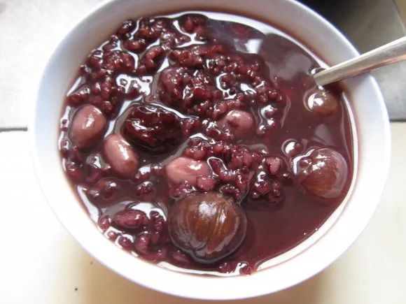 老的快、病的勤、绝经早？你可能并不是卵巢早衰，而是气血太亏虚了！