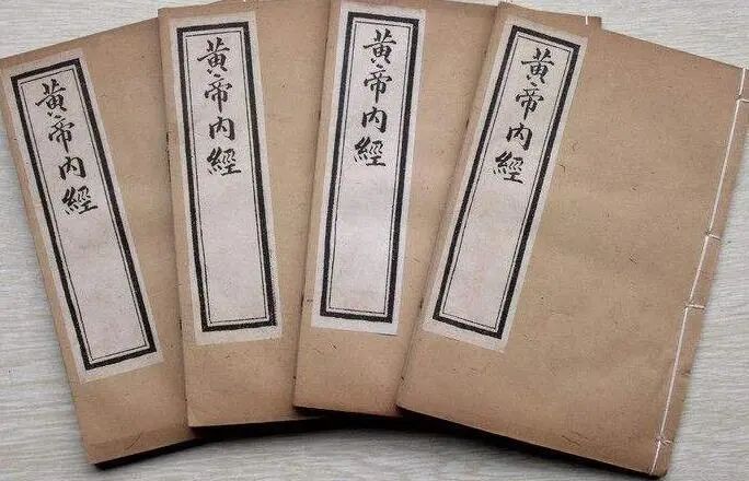 52岁猛然发现了安稳度过【更年期】的秘诀！多吃这几样，身体更年轻