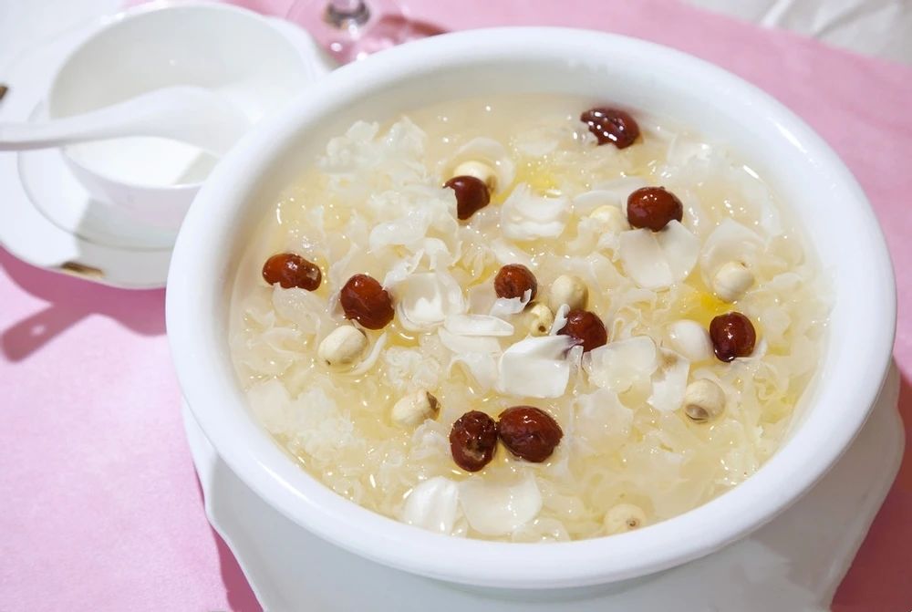 晚上睡不着，建议别放过这5种“天然安眠药”！