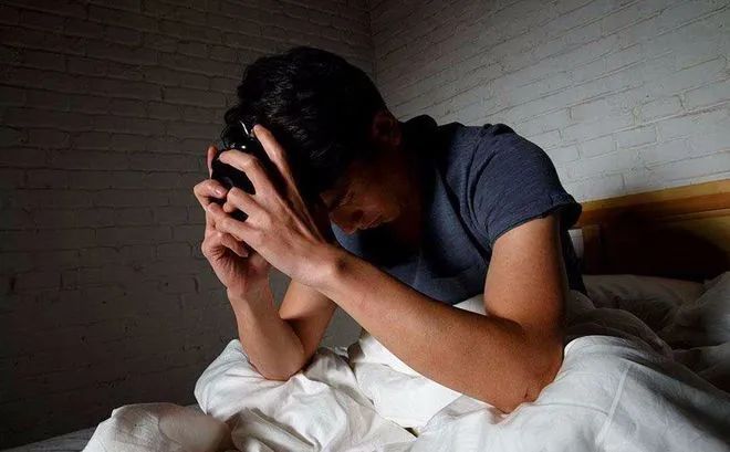 晚上睡不着，建议别放过这5种“天然安眠药”！