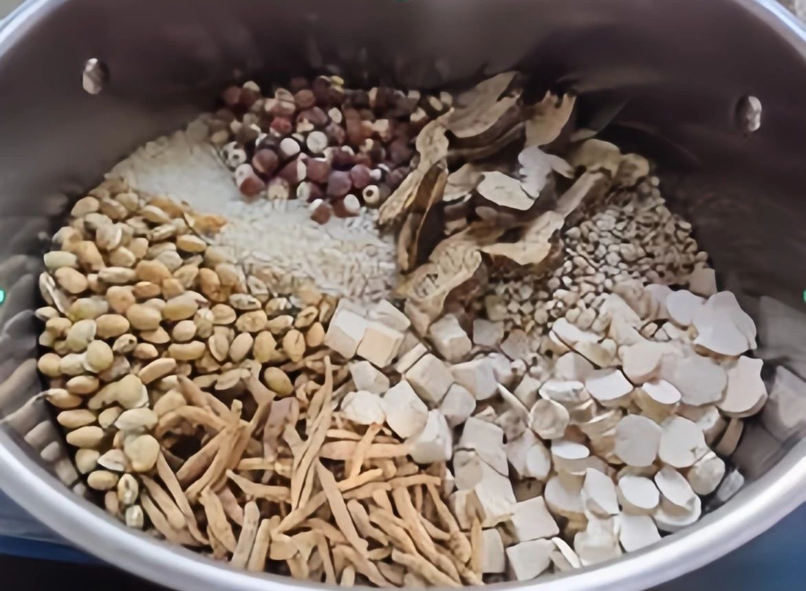 养脾胃方子天花板，乾隆黄帝吃了40年！脸色黄、吸收差要多吃